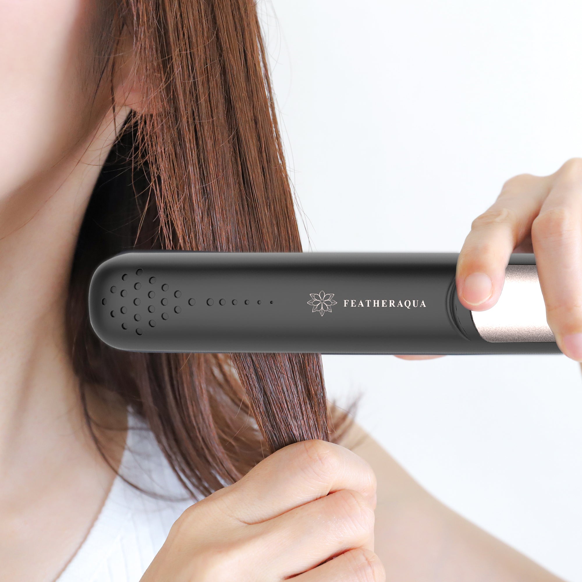 ナノシルクプレート採用ストレートヘアアイロンを発売